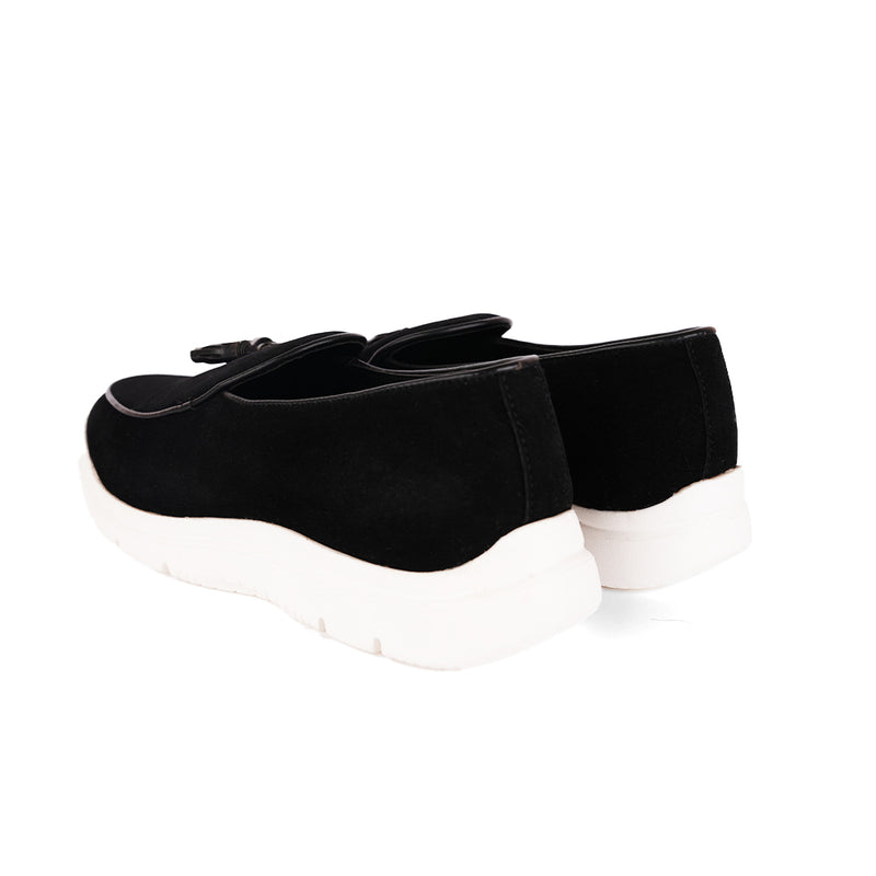 The Brat Army Essen Patent Black Tassel Classic Sneakers