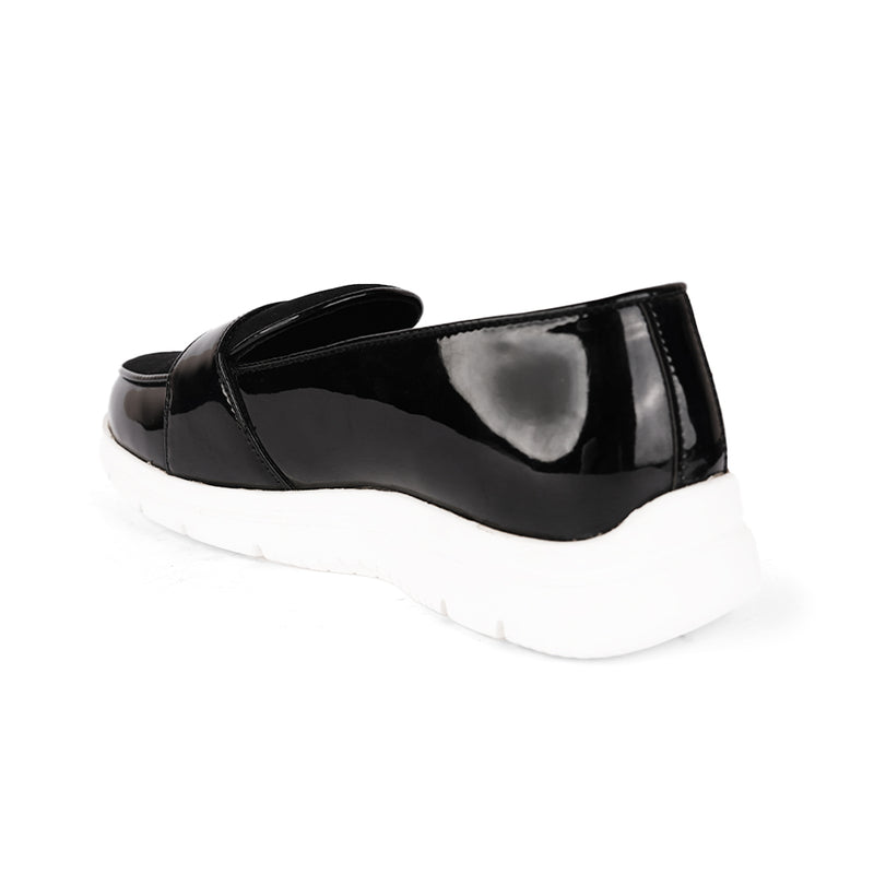 The Brat Army Bon Cross Strap Black Classic Sneakers