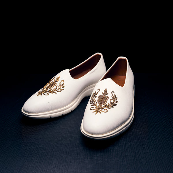 The Brat Army White Zardosi Ethnic Mojari Slip-On Sneakers – Modern Royalty