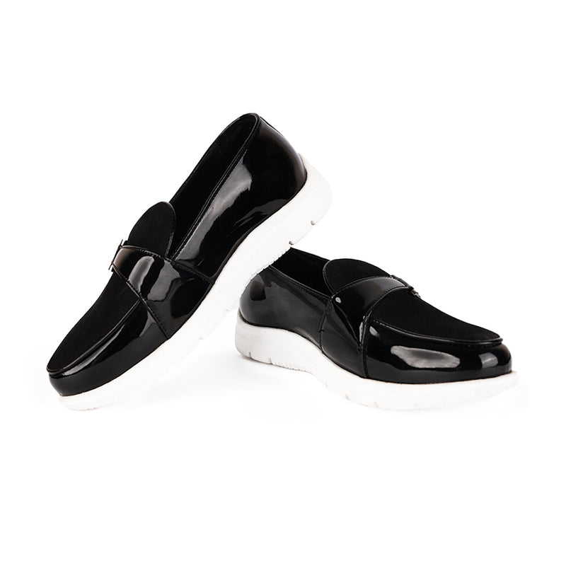 The Brat Army Bon Cross Strap Black Classic Sneakers