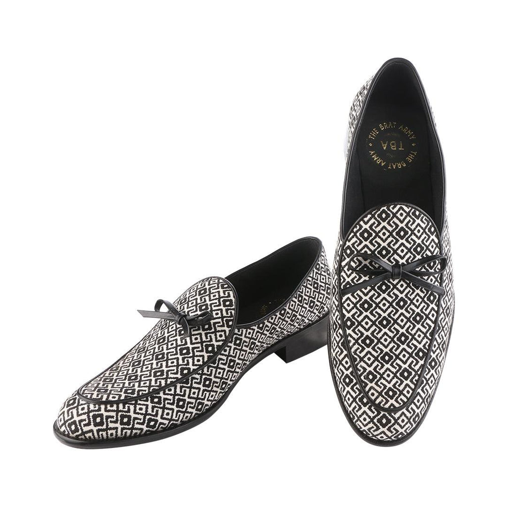 STILLI LIMITED EDITION BLACK AND WHITE PATTERN LOAFERS